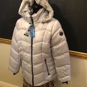 Ladies Nautica puffer coat in size XL